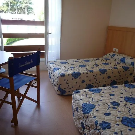 Domaine De Port Aux Rocs Holiday park